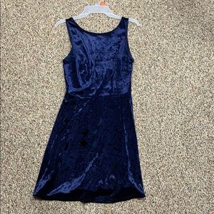 Blue velvet dress size medium.